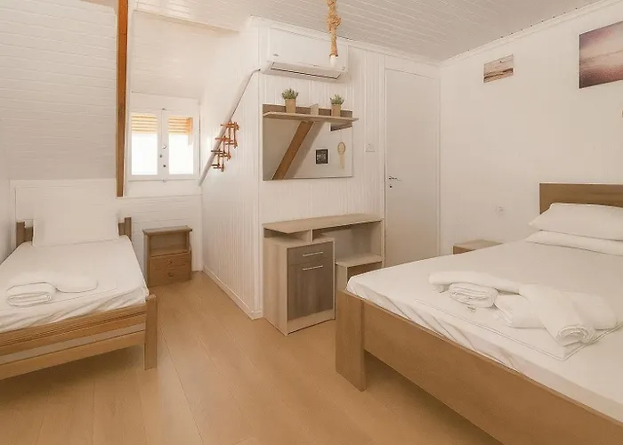 公寓 Giorgos House Attic *